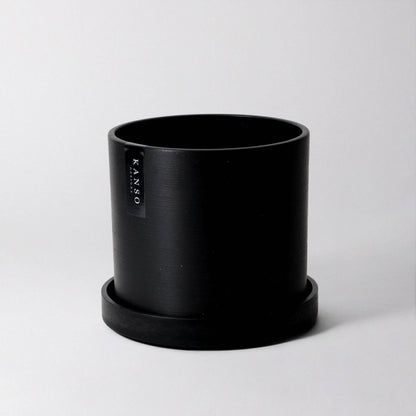 7" Signature Planter & Saucer : Black