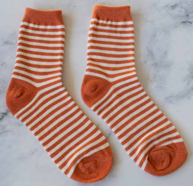 Thin Stripe Socks