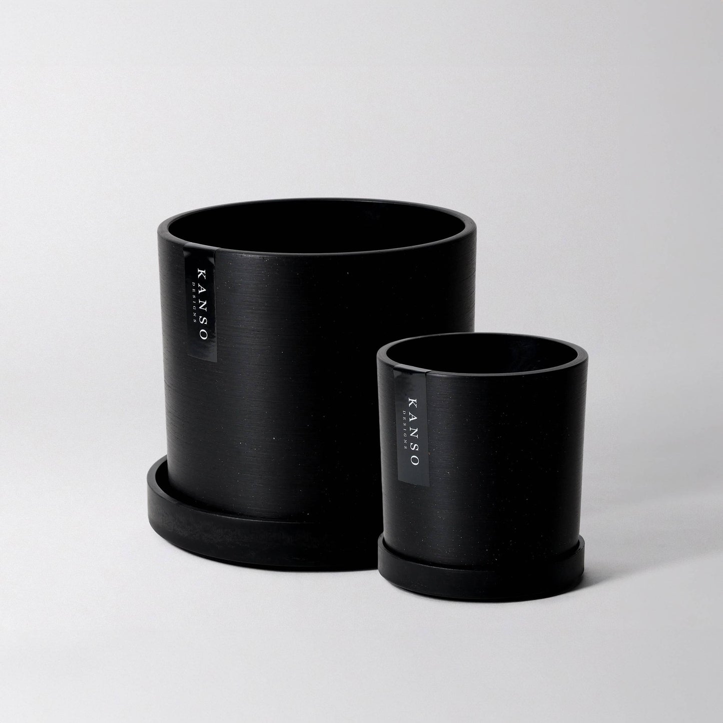 7" Signature Planter & Saucer : Black