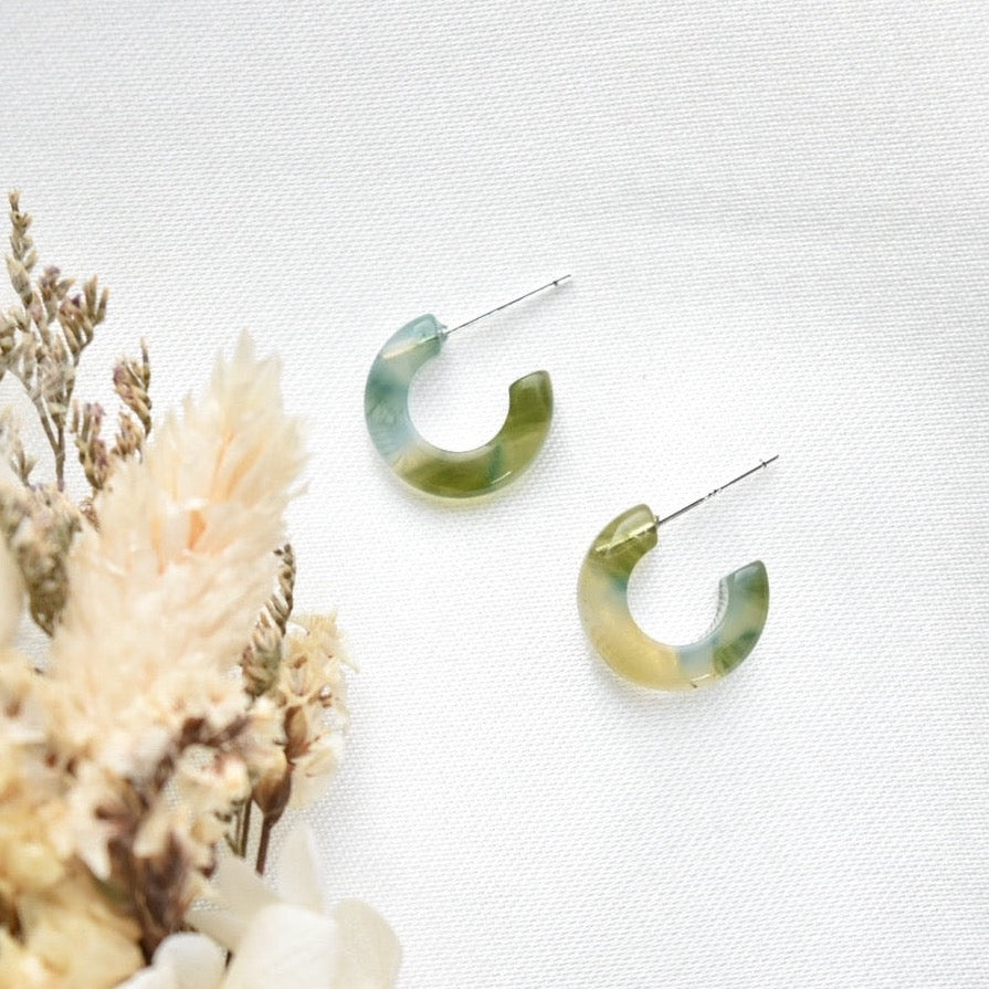 Huggie Hoops - 0.5"