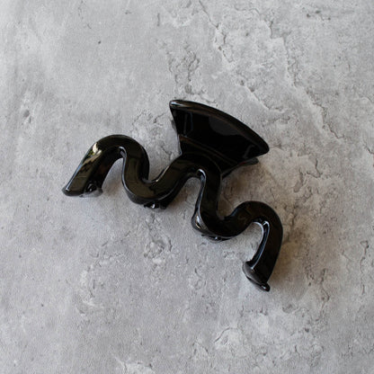 Triple Wave Claw