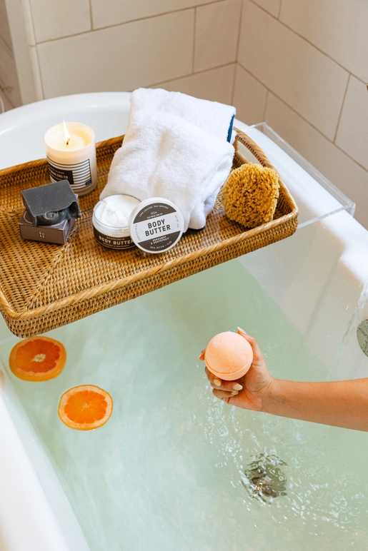 Bergamot + Grapefruit - Bath Bomb